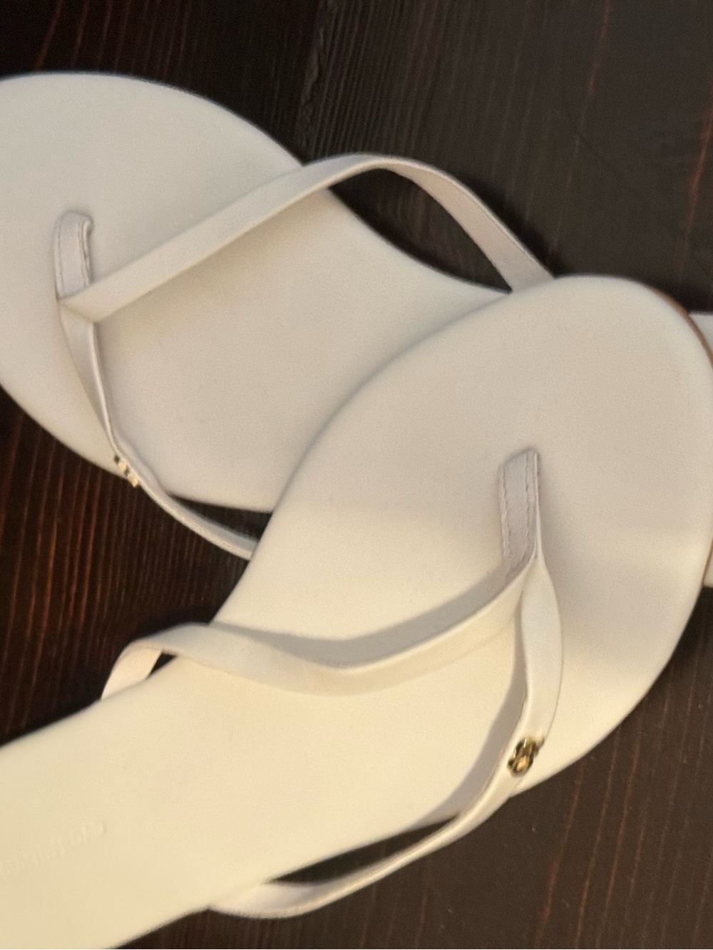 Country Road White Slim-Thong Sandals with Gold Accent